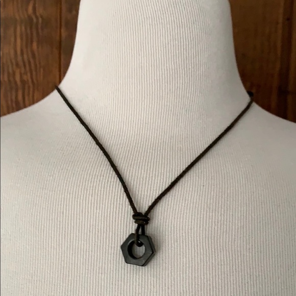 Adjustable Black Nut Lugnut on Leather Cord - Picture 1 of 2